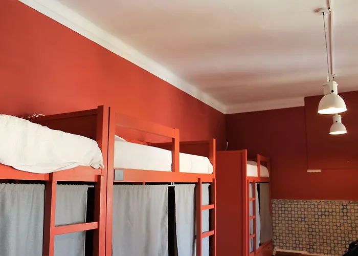 Back To Lisbon Hostel